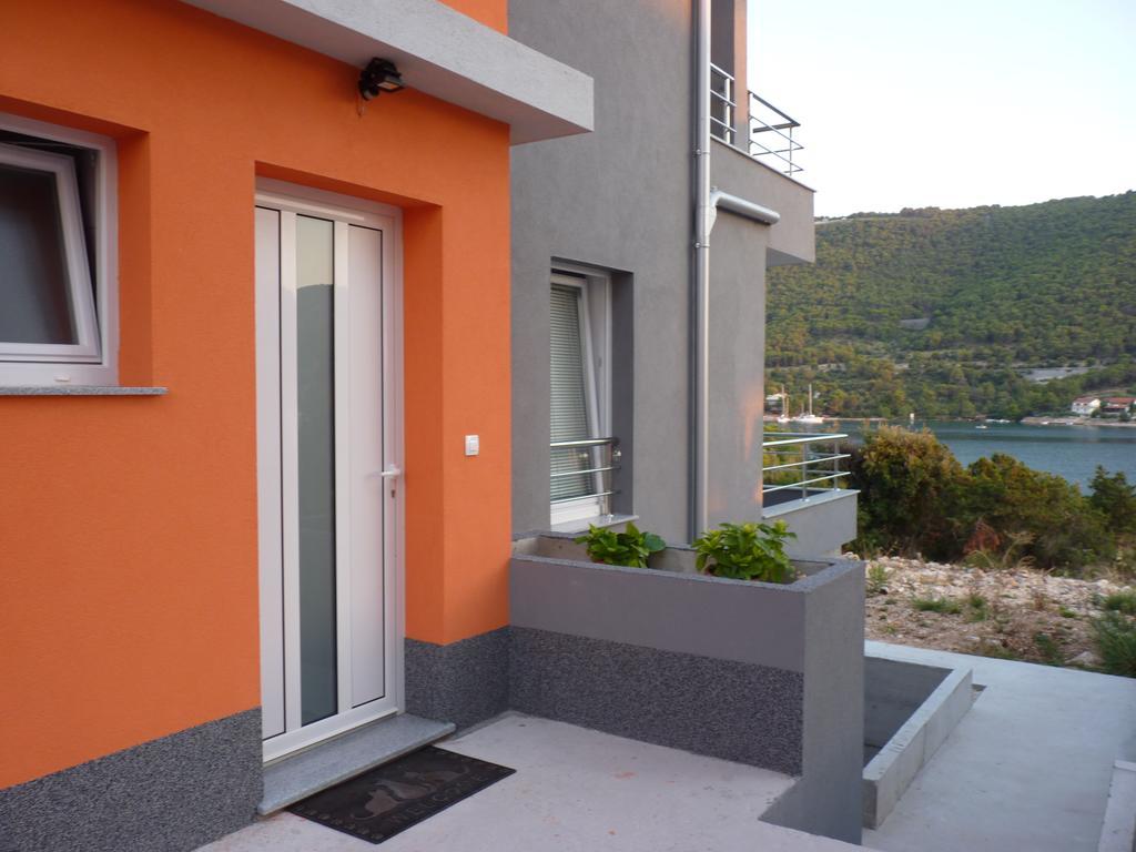 Apartments Timbar Grebastica Ruang foto